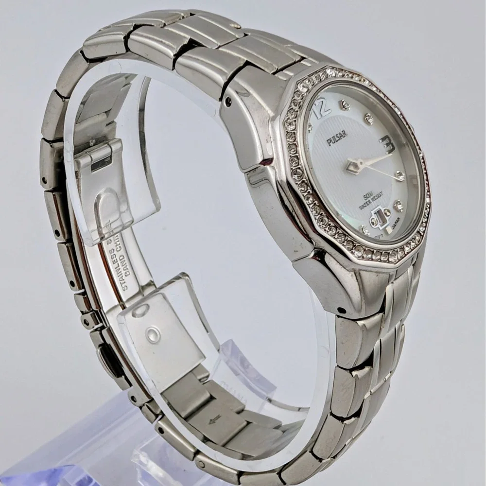 Vintage 2000 Pulsar PXT797 Women's Pinstripe MOP Crystal Bezel Date Watch 28mm